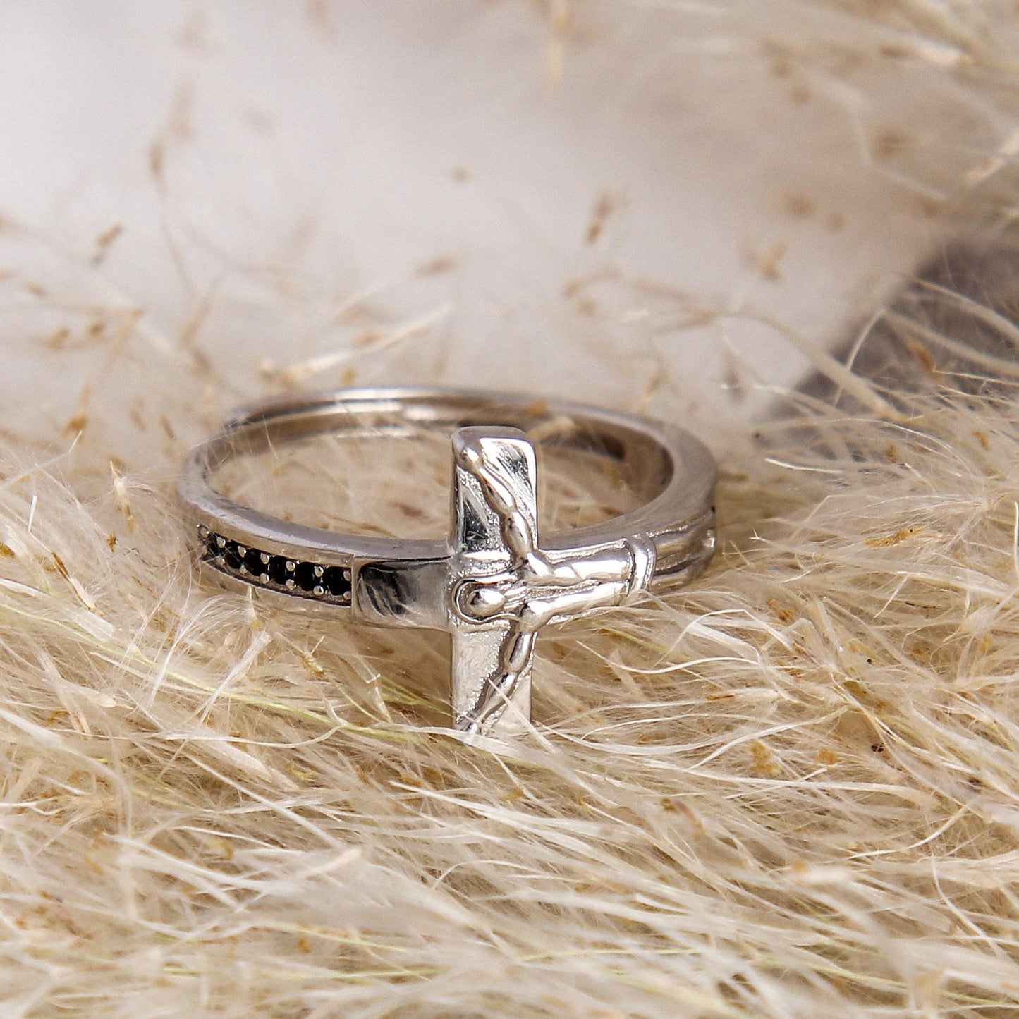 S925 Jesus Cross Ring - Sterling Silver, Unique Religious Jewelry with Three Distinct Faith-Inspired Designs, Spiritual Symbol of Devotion,Crucifixion, Perfect Christian Gift for Men, Women, and Loved Ones