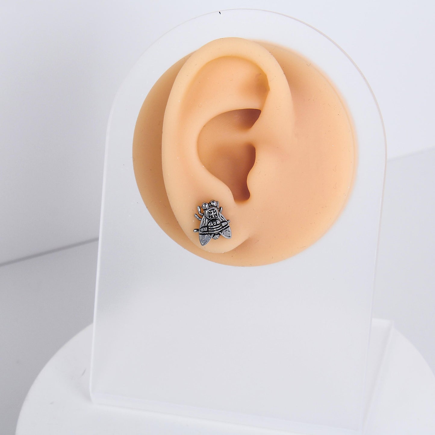 1 count/ Punk bumble bee stud,gothic earring, vintage Crown Stud Earring with Flat Back –titanium stud, earring, Helix Cartilage Earring for Men and Women