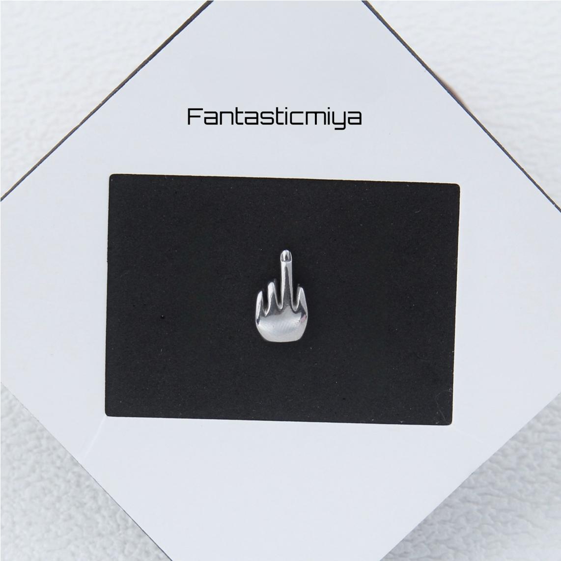 1 count/ Punk Gothic Hand Gesture with Raised Middle Finger Stud Earring, Vintage Cool Stud Earring with Round Back,Barbell Studs –Titanium Stud, Earlobe Earring, Helix Cartilage Earring for Men and Women