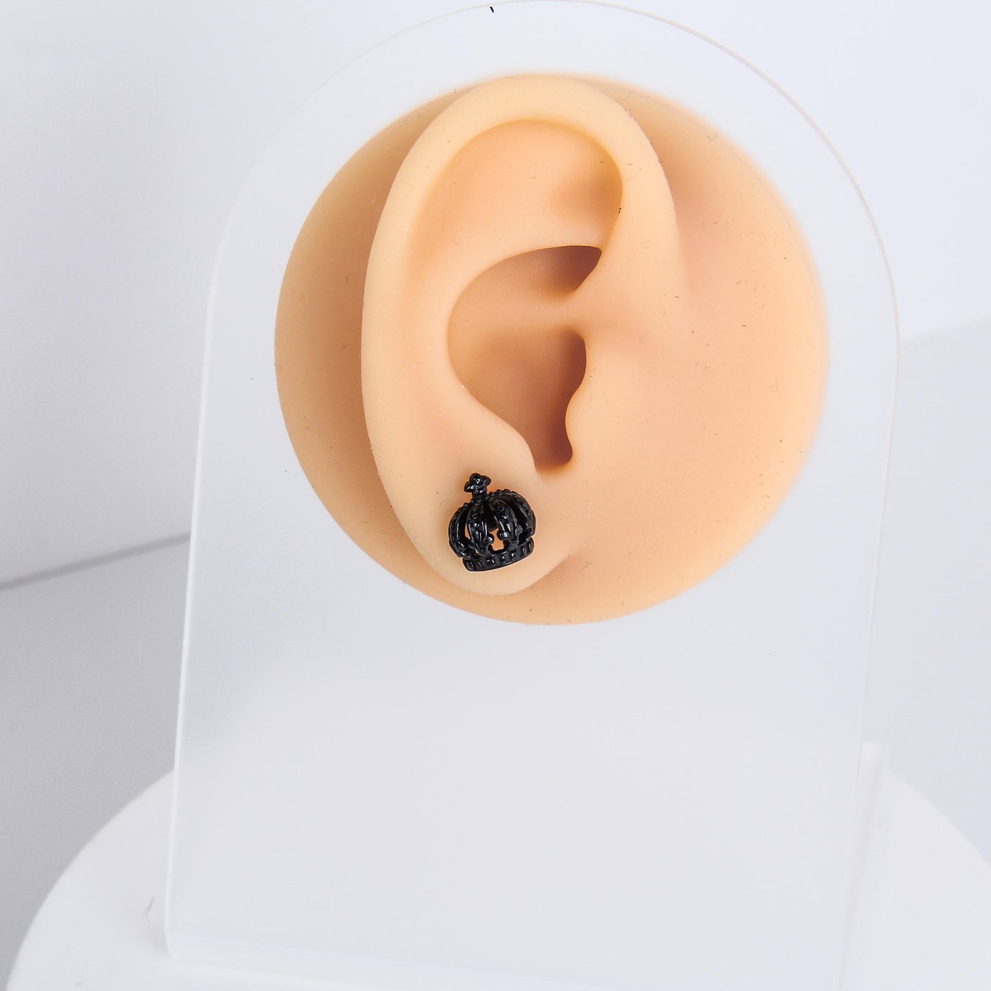 1 count/Punk crown stud,gothic earring, vintage Crown Stud Earring with Flat Back –titanium stud, Hypoallergenic Steel earring, Helix Cartilage Earring for Men and Women