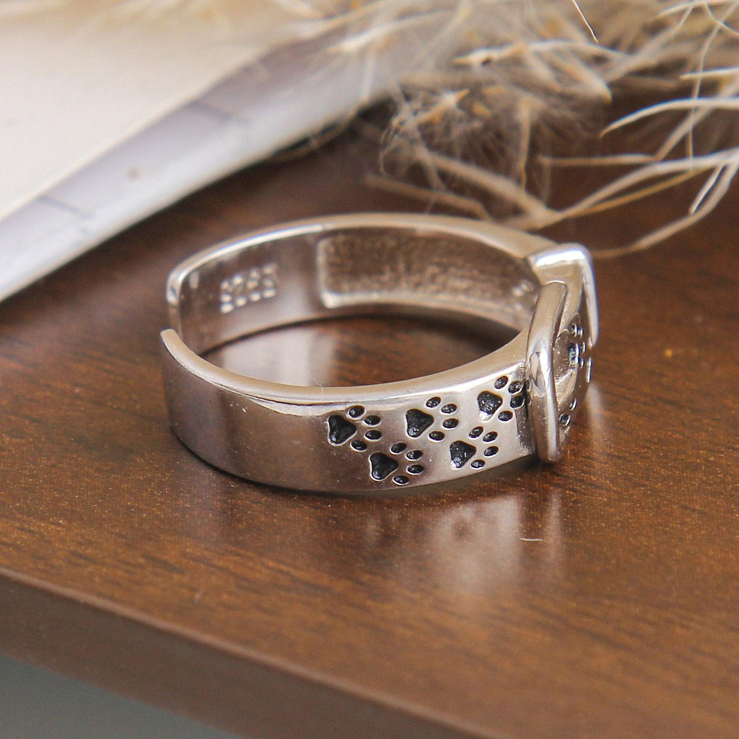S925 Sterling Silver Adjustable Dog Collar Ring - Cute Buckle Design with Engraved Paw Prints, Open Band Pet-Themed Jewelry, Perfect Gift for Animal Lovers, Women, and Girls