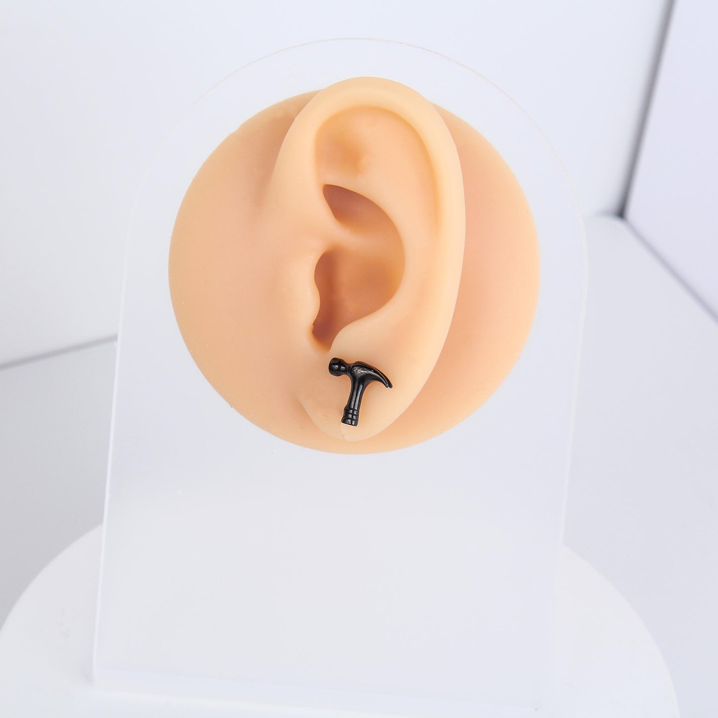 1 count/ Punk Gothic Hammer Stud Earring, Vintage Stud Earring with Flat Back, –Titanium stud, Earlobe earring, Helix Cartilage Earring for Men and Women