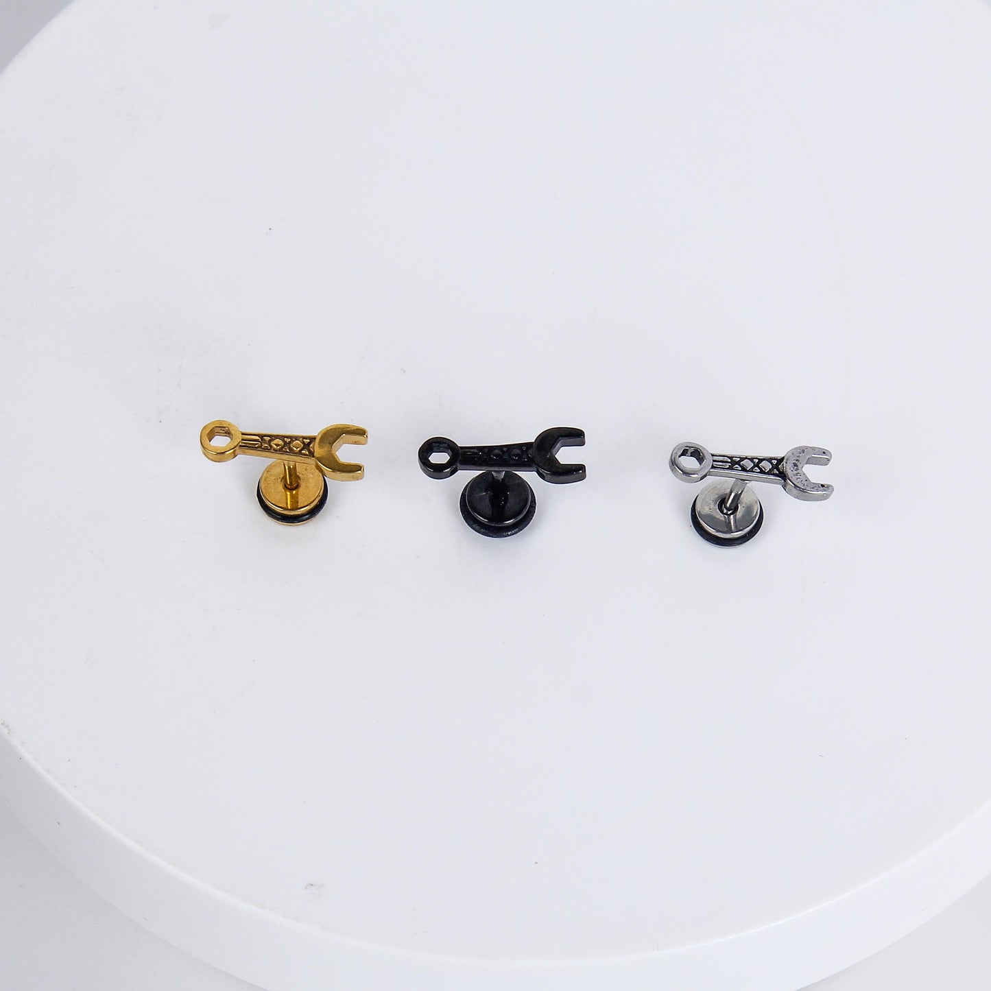 1 count/Punk Gothic Wrench Stud Earring, Vintage Stud Earring with Flat Back,Halloween Party Cosplay–Titanium Stud, Earlobe earring, Helix Cartilage Earring for Men and Women