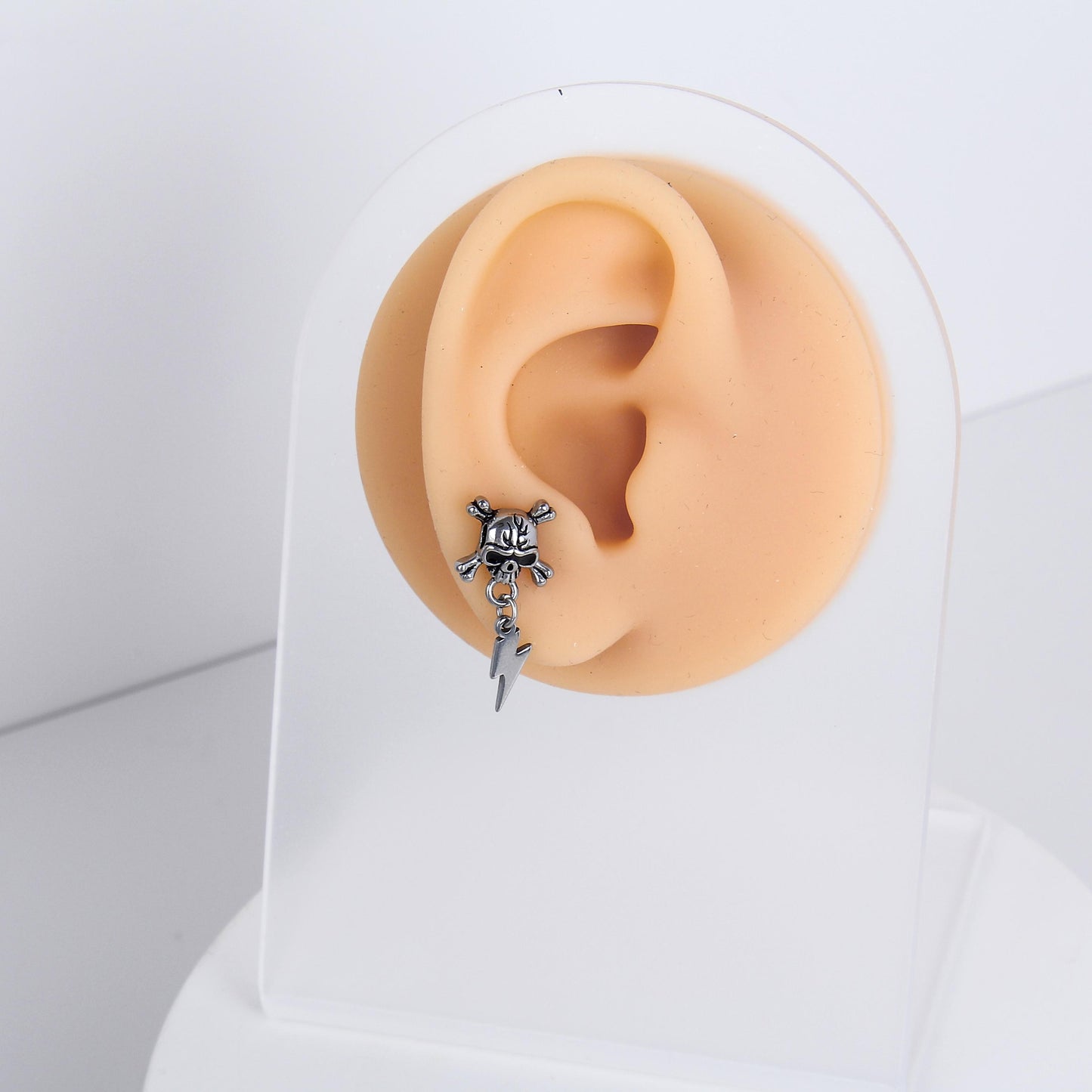 1 count/Punk Gothic Skull with Different Pendant Stud Earring, Vintage Stud Earring with Flat Back,Halloween Party Cosplay –Titanium Stud ,Hypoallergenic Steel,Earlobe Earring, Helix Cartilage Earring for Men and Women