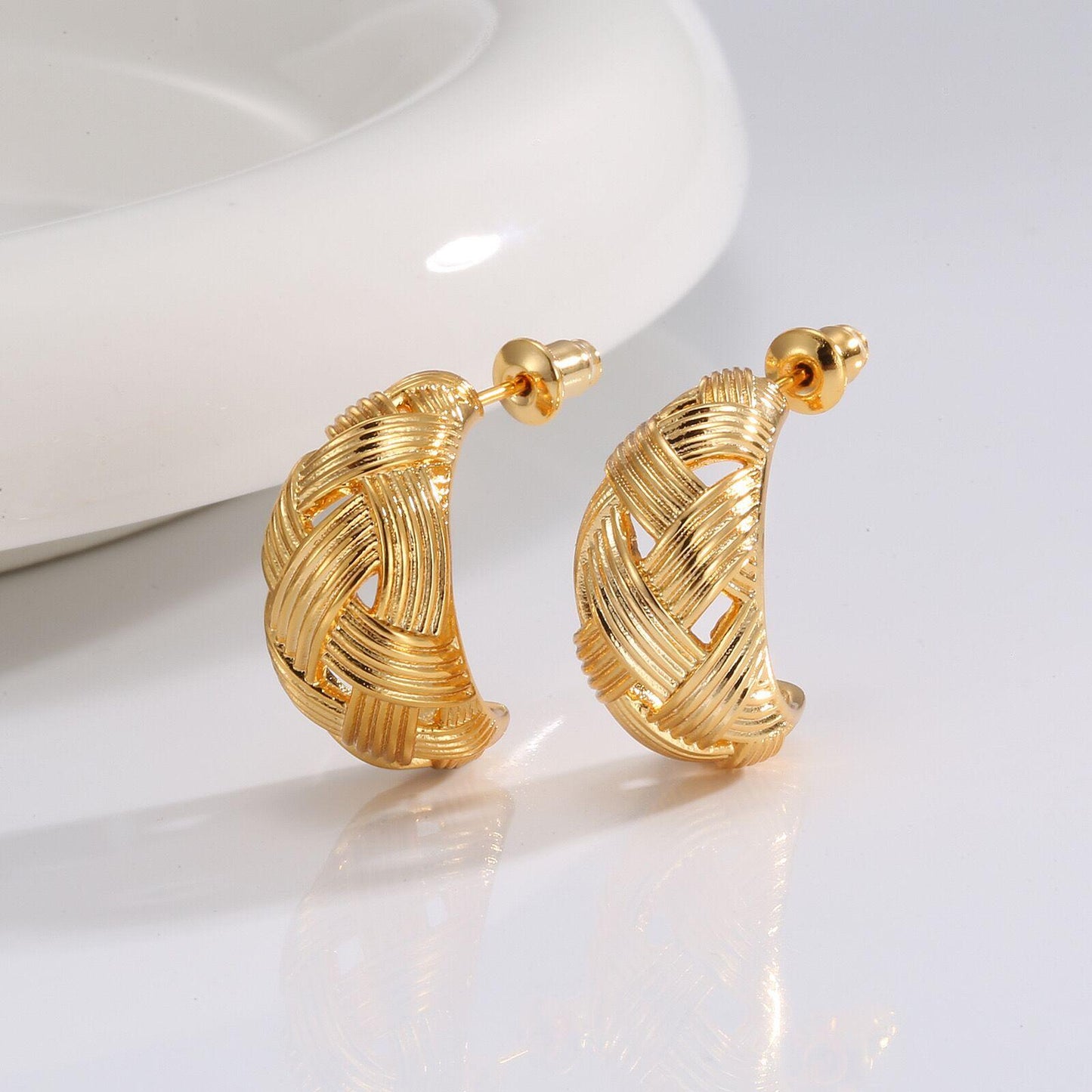 Cutout Design C-shaped Earlobe Earrings – Stainless Steel, Nontarnish,Piercing Jewelry for Women,Waterproof ,Color Not Fade