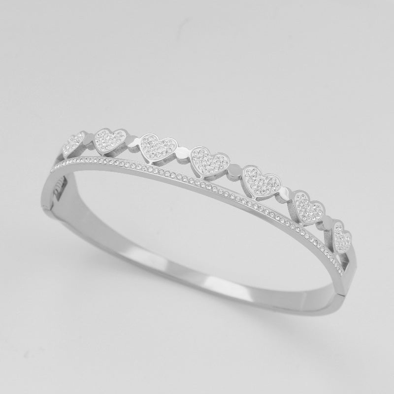 B22: Titanium Stainless Steel,sparking Heart band Bangle Bracelet,colour not fade, waterproof,Side Opening