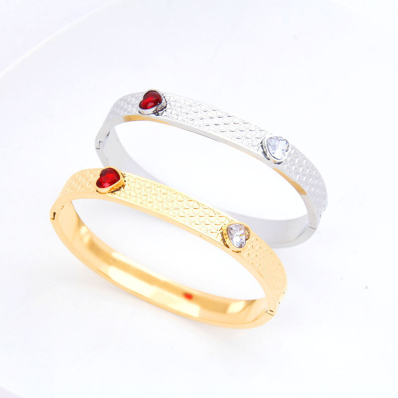 B33:Titanium Stainless Steel Double Heart Bangle Bracelet for Women, Girls, Friends, Waterproof,colour Not Fade
