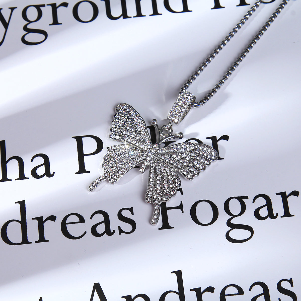 HN003:Hip-Hop Style Nice And High Quality Butterfly Necklace For Women And Men