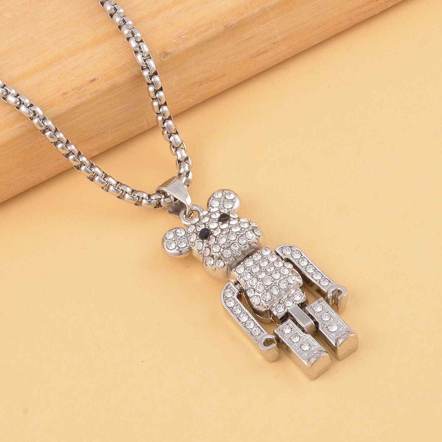 HN043:Hip-Hop Style Necklace for Women And Men