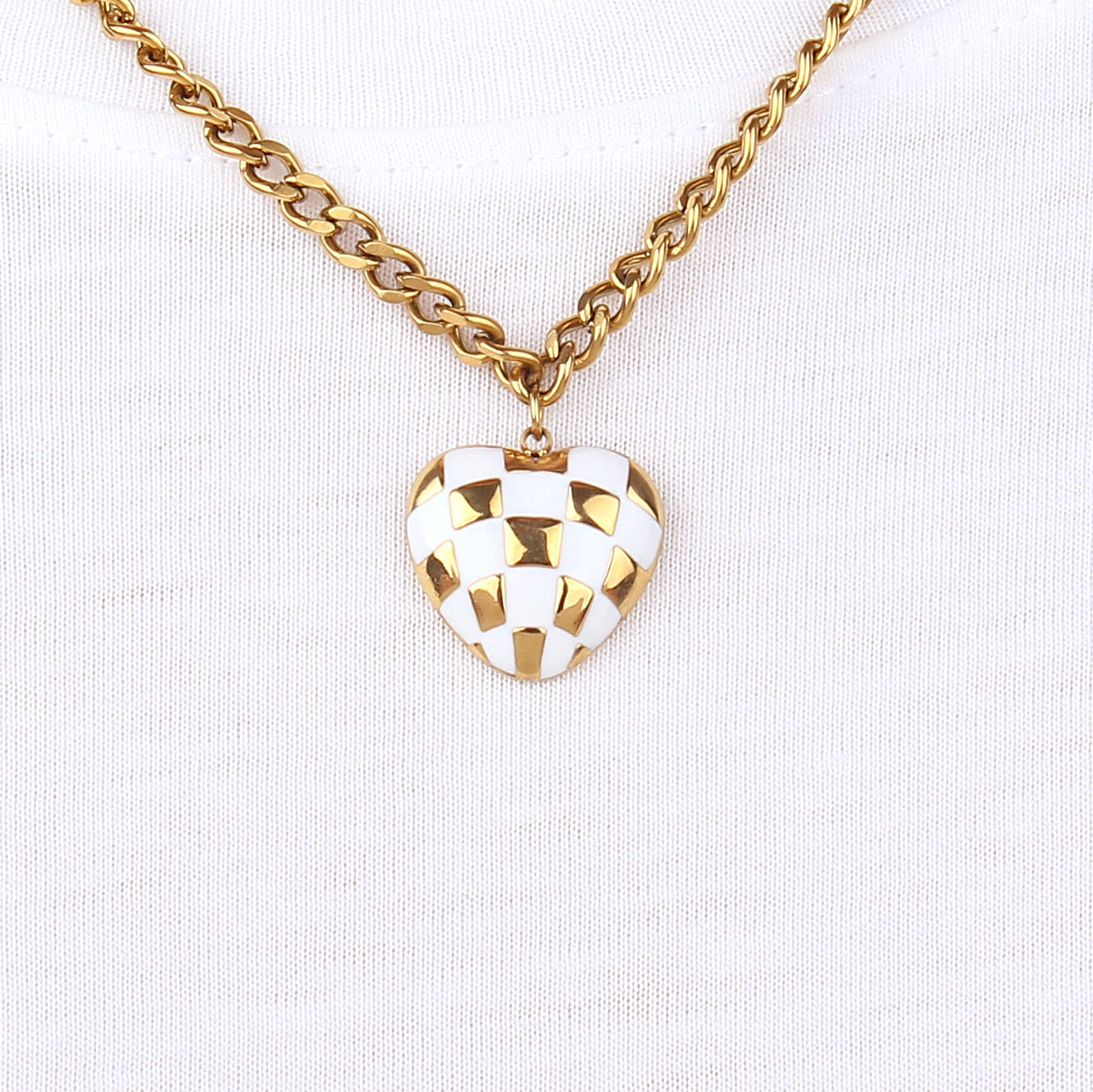 N004:Stainless Steel Titanium Checkerboard Heart Necklace For Women And Men, Color Not Fade, Waterproof