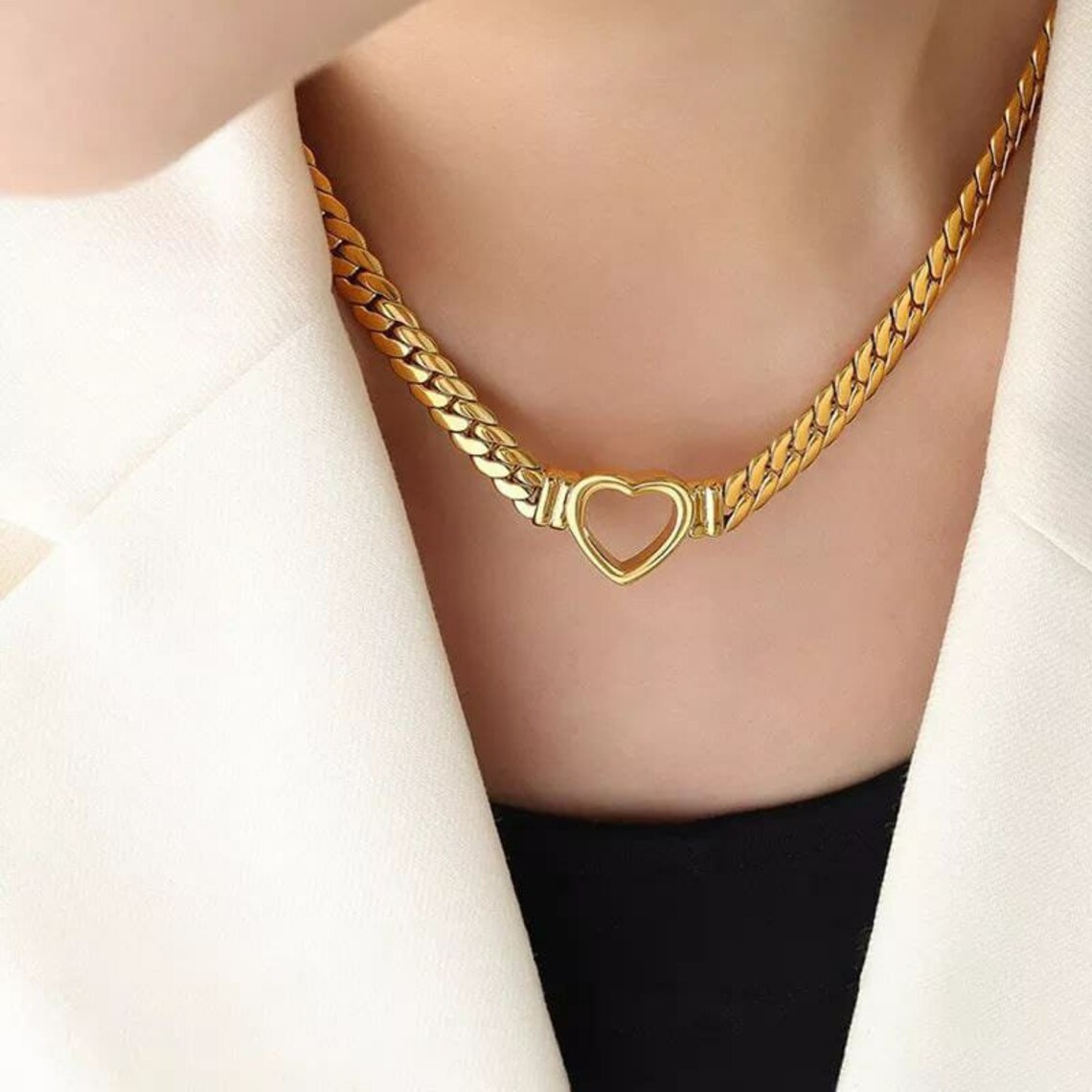 N024:Heart Shaped Titanium Steel Necklace For Women And Men, Color Not Fade, Waterproof