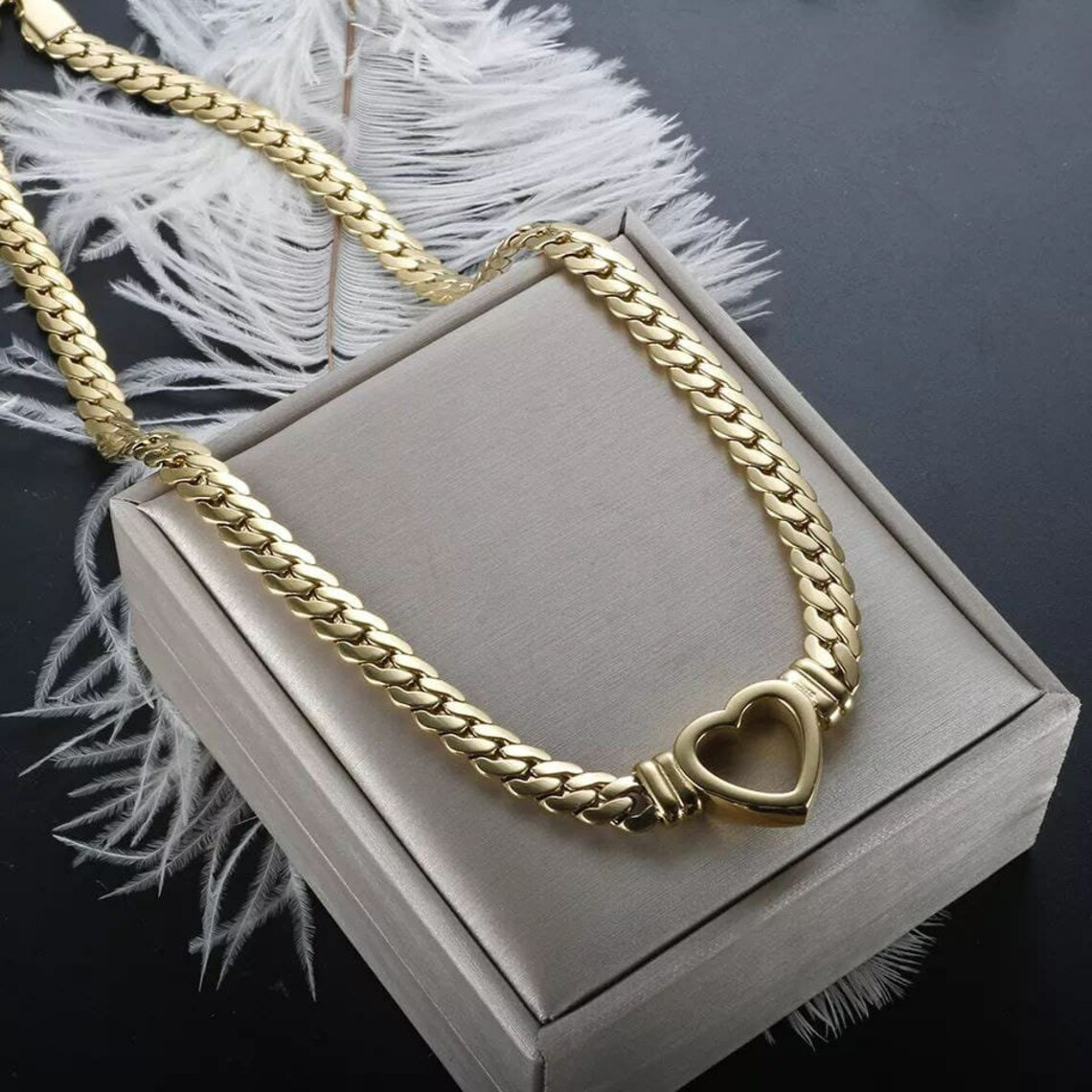 N024:Heart Shaped Titanium Steel Necklace For Women And Men, Color Not Fade, Waterproof