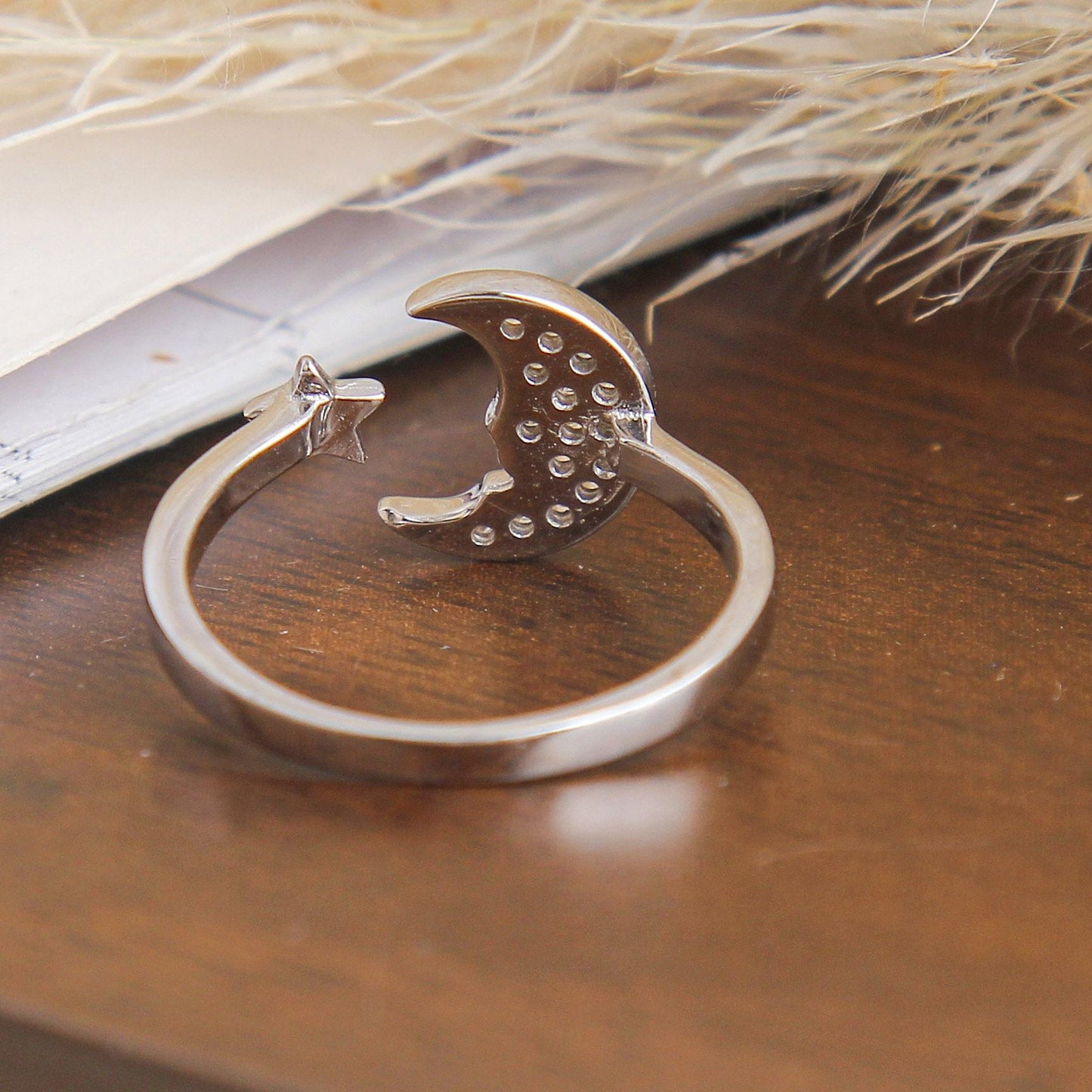 S925 Star and Moon Open Ring - Sterling Silver, Delicate Design with Star and Moon Accents, Adjustable Celestial Jewelry, Elegant Fashion Accessory for Women, Perfect Gift for Any Occasion