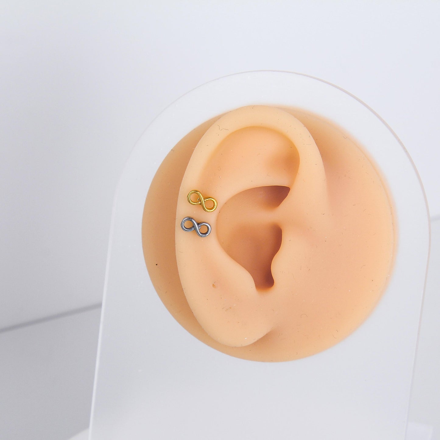 1 count/Punk Gothic Hollow Heart Earring, Vintage Stud Earring with Round Back,Barbell Studs –Titanium stud, Earlobe Earring, Helix Cartilage Earring for Men and Women