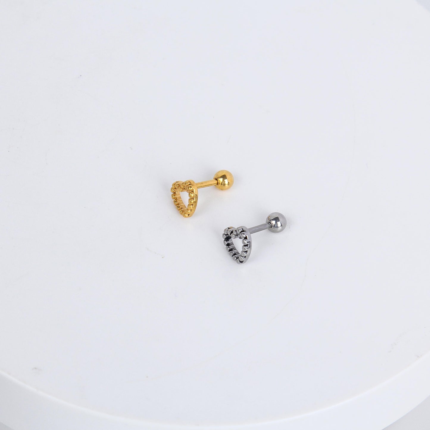 1 count/Punk Gothic Hollow Heart Earring, Vintage Stud Earring with Round Back,Barbell Studs –Titanium stud, Earlobe Earring, Helix Cartilage Earring for Men and Women