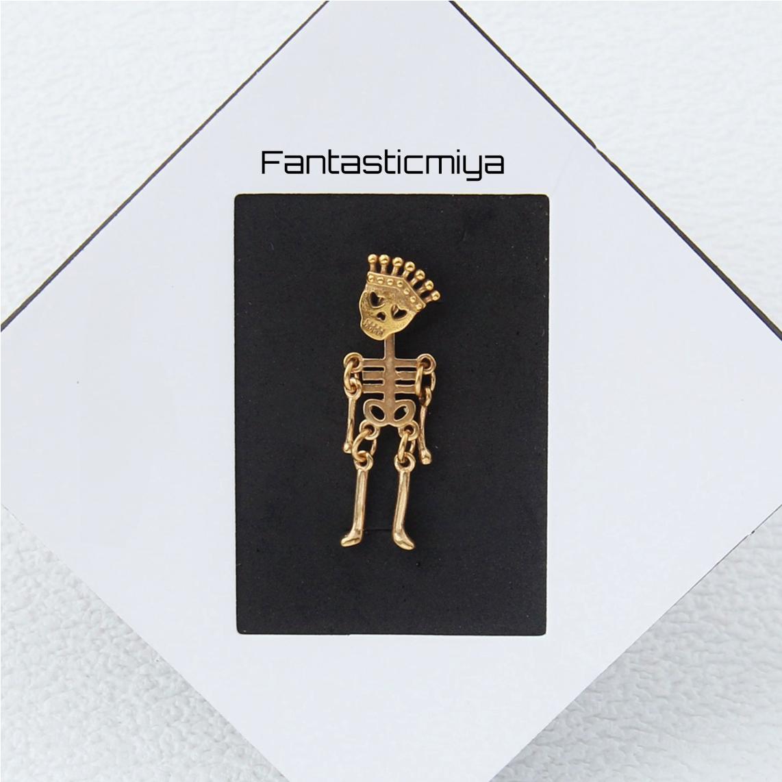 1 count/ Punk Gothic Skeleton Dangle Earring, Vintage Stud Earring–Titanium Earring, Helix Cartilage Earlobe Earring for Men and Women