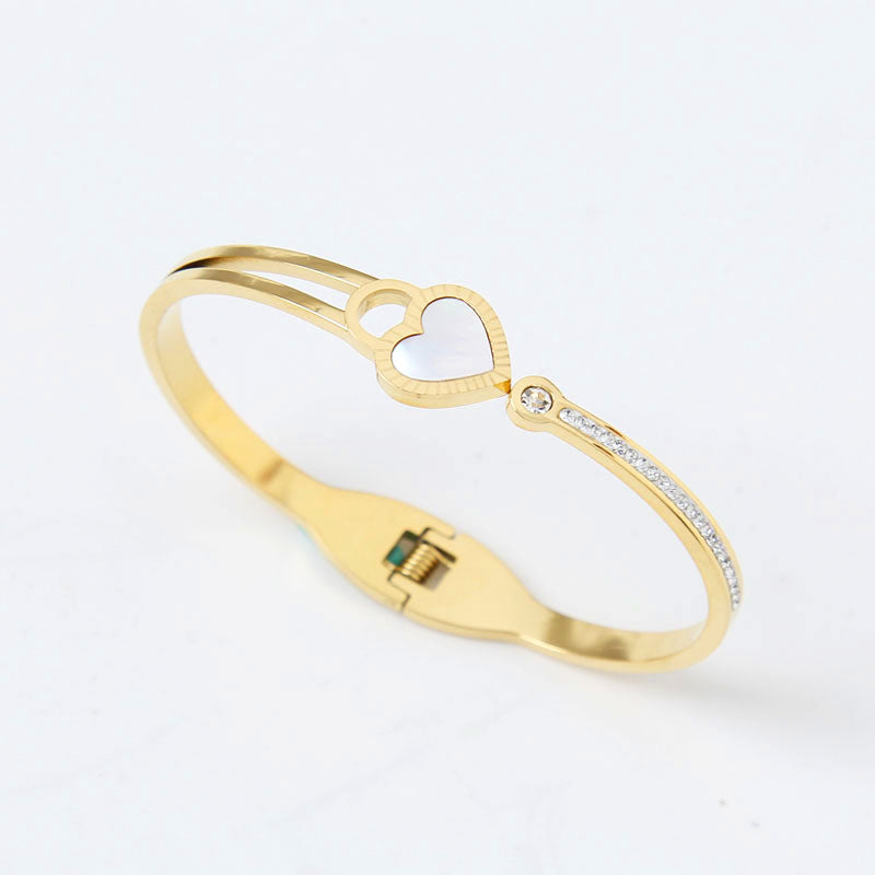 B13: Titanium Stainless Steel, Heart Bangle Bracelet, Top opening，colour Not Fade, Waterproof