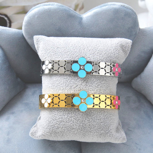 B2:Titanium Stainless Steel Flower Bangle Bracelet for Women, Girls, Friends, Waterproof, Colour not Fade