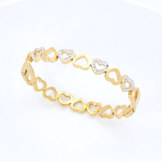 B60：Titanium Stainless Steel Heart band Bangle Bracelet,colour Not Fade, Waterproof，Side Opening