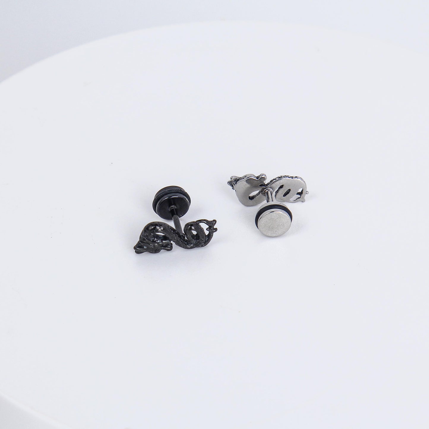 1 count/ Year of Drangon Stud Earring, Vintage Punk Stud Earring with Flat Back, –Titanium Stud, Earlobe Earring,  Helix Cartilage Earring for Men and Women