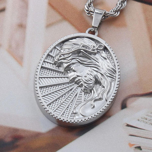 Jesus Christ Crown of Thorns，Sacred Radiance: Jesus with Crown of Thorns Pendant Necklace